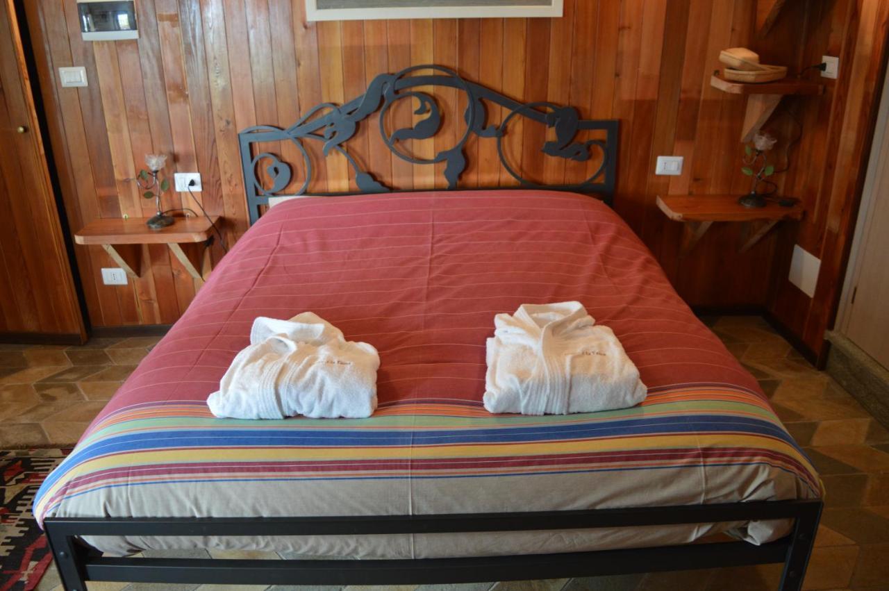 Bed and Breakfast L'Uovo E La Faina Busca Exterior foto