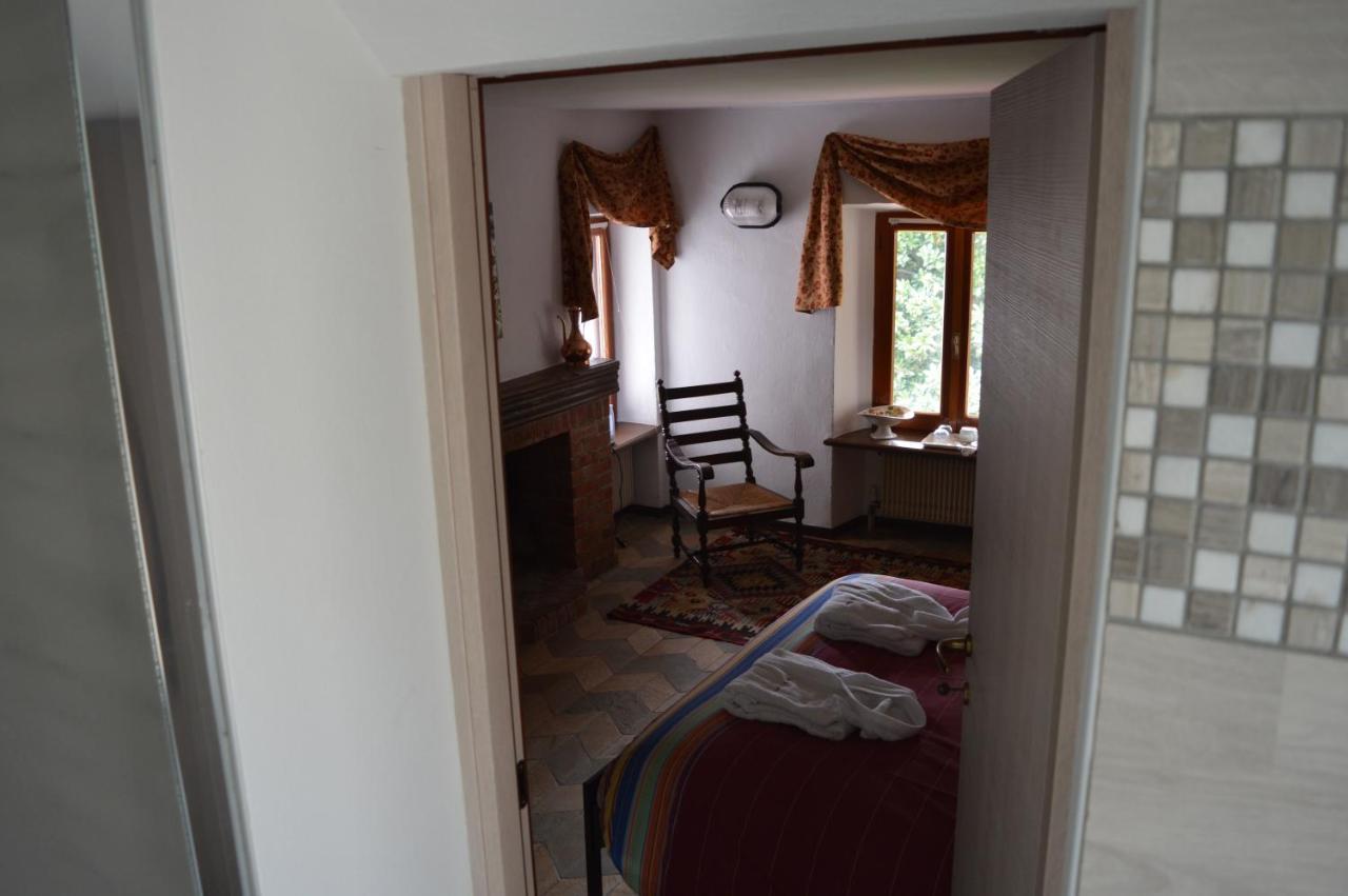 Bed and Breakfast L'Uovo E La Faina Busca Exterior foto